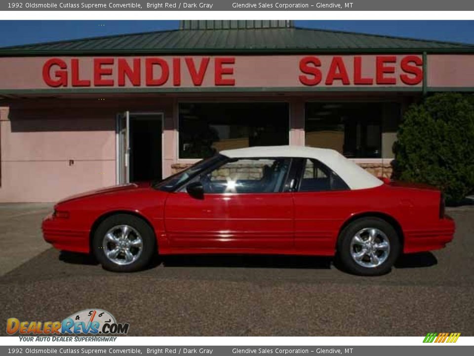 1992 Oldsmobile Cutlass Supreme Convertible Bright Red / Dark Gray Photo #3