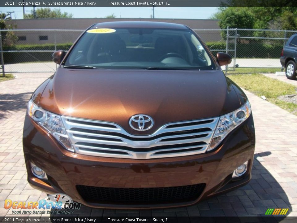 2011 Toyota Venza I4 Sunset Bronze Mica / Ivory Photo #11