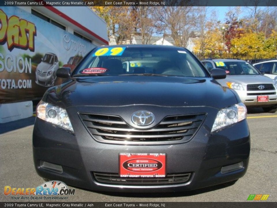 2009 Toyota Camry LE Magnetic Gray Metallic / Ash Photo #2