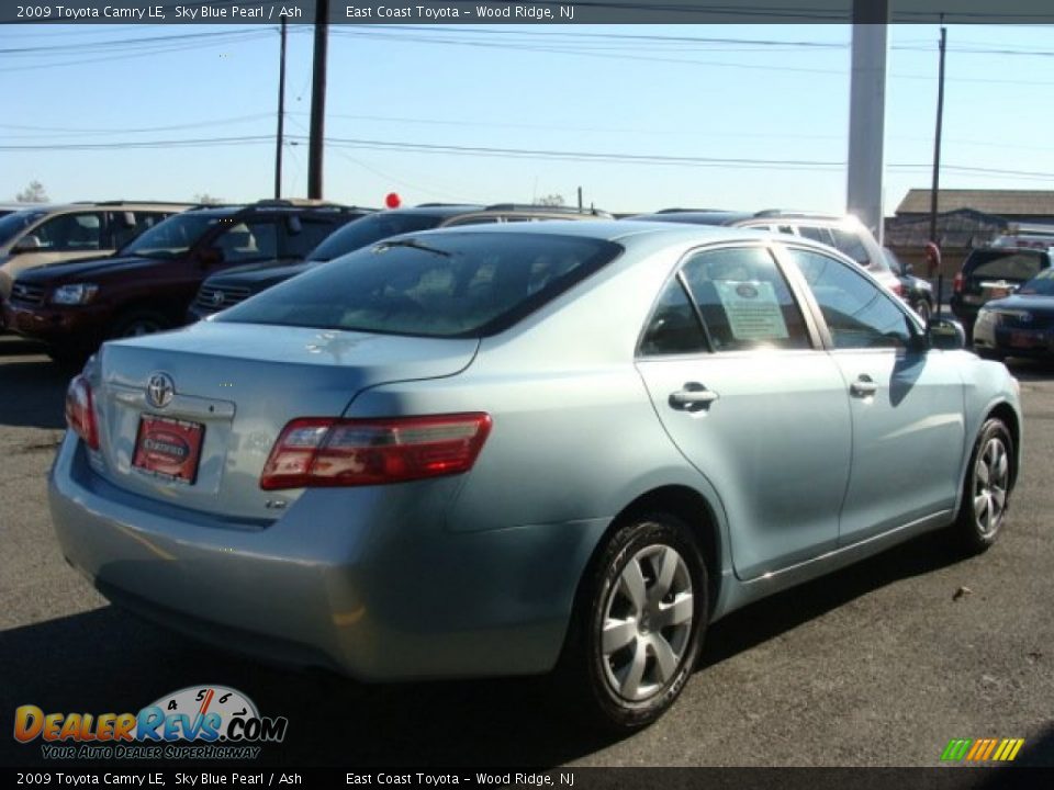 2009 Toyota Camry LE Sky Blue Pearl / Ash Photo #4