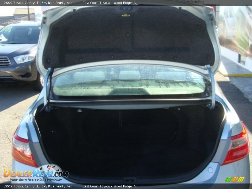 2009 Toyota Camry LE Sky Blue Pearl / Ash Photo #13
