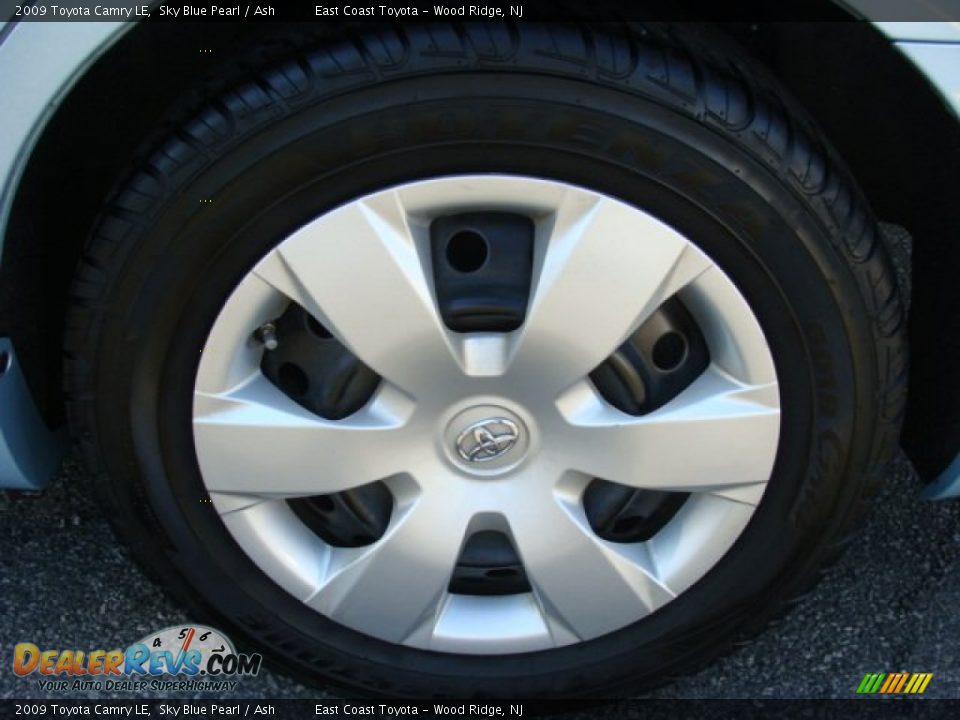 2009 Toyota Camry LE Sky Blue Pearl / Ash Photo #14