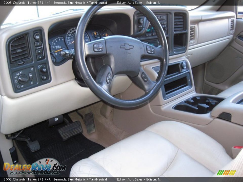 2005 Chevrolet Tahoe Z71 4x4 Bermuda Blue Metallic / Tan/Neutral Photo #16