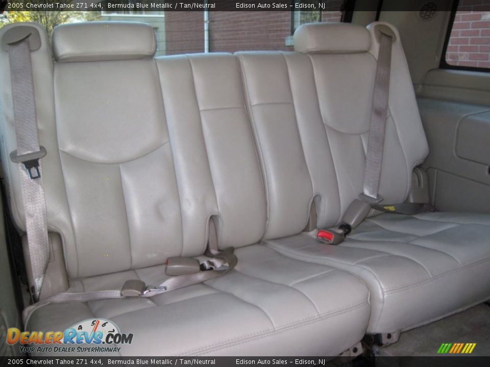 2005 Chevrolet Tahoe Z71 4x4 Bermuda Blue Metallic / Tan/Neutral Photo #21
