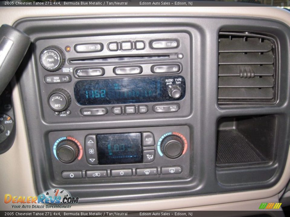 2005 Chevrolet Tahoe Z71 4x4 Bermuda Blue Metallic / Tan/Neutral Photo #22