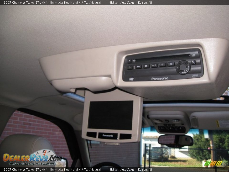 2005 Chevrolet Tahoe Z71 4x4 Bermuda Blue Metallic / Tan/Neutral Photo #26
