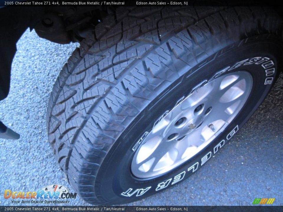 2005 Chevrolet Tahoe Z71 4x4 Bermuda Blue Metallic / Tan/Neutral Photo #33