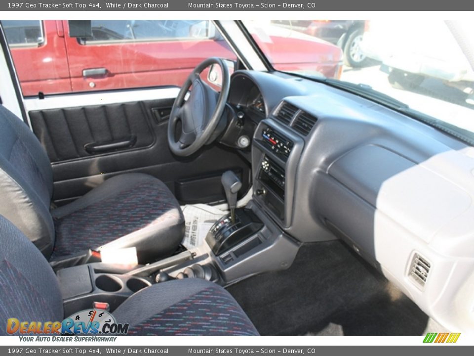 1997 Geo Tracker Soft Top 4x4 White / Dark Charcoal Photo #7