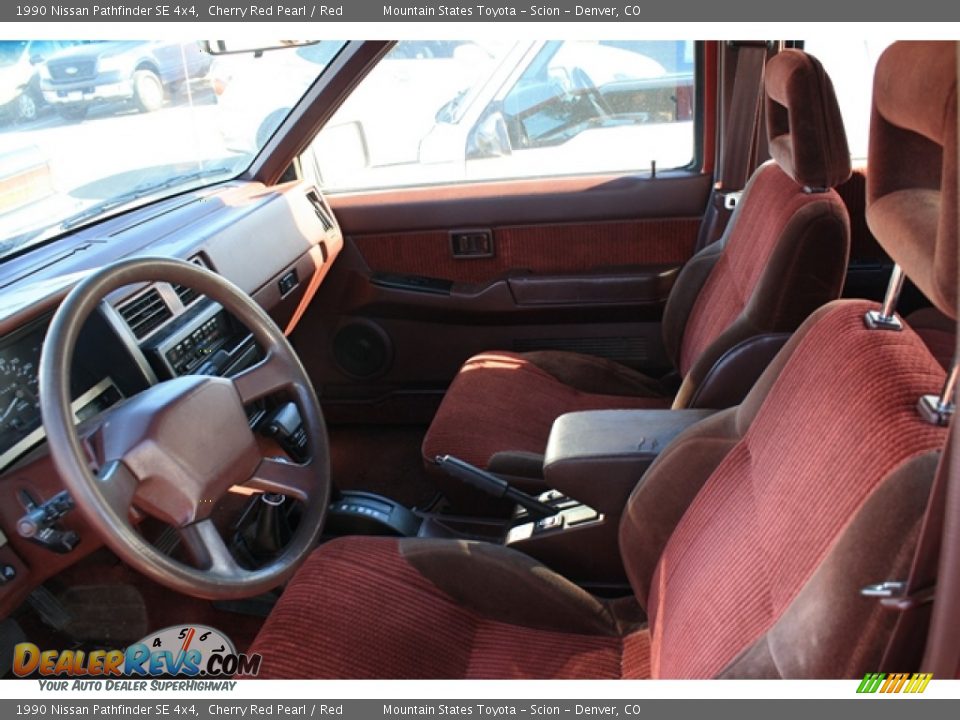 Interior of a 1990 nissan pathfinder #10