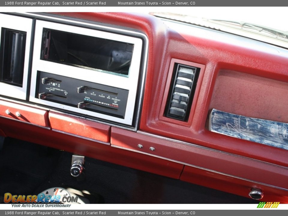 Controls of 1988 Ford Ranger Regular Cab Photo #9