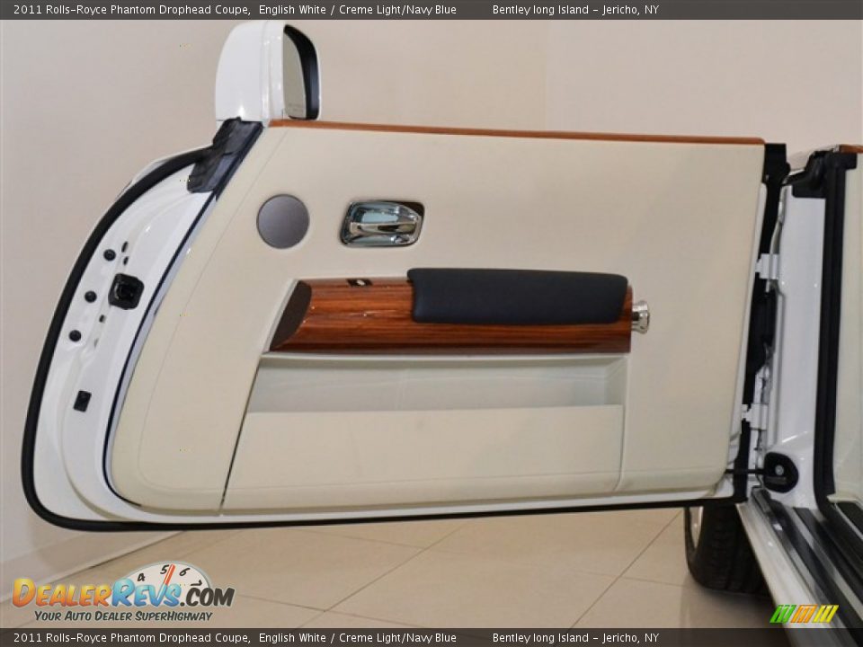 Door Panel of 2011 Rolls-Royce Phantom Drophead Coupe Photo #25