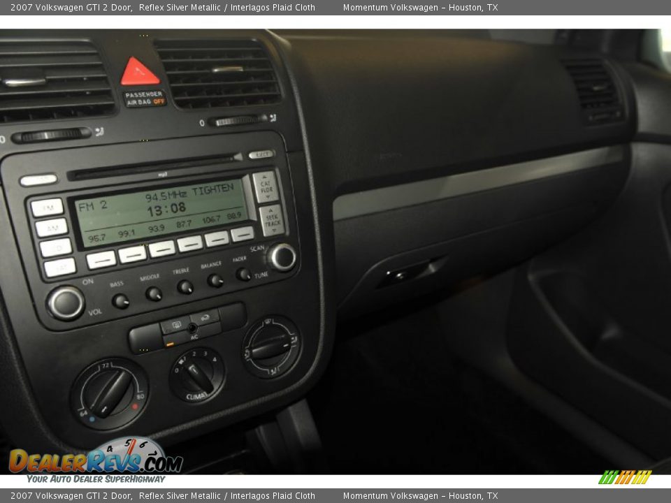 2007 Volkswagen GTI 2 Door Reflex Silver Metallic / Interlagos Plaid Cloth Photo #17