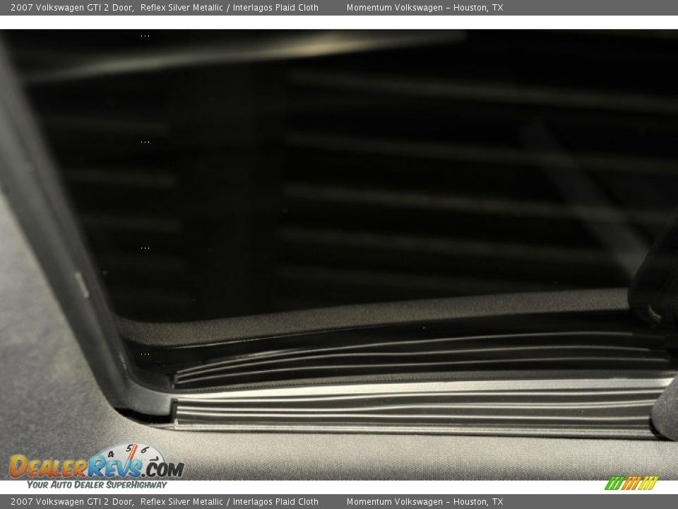 2007 Volkswagen GTI 2 Door Reflex Silver Metallic / Interlagos Plaid Cloth Photo #20