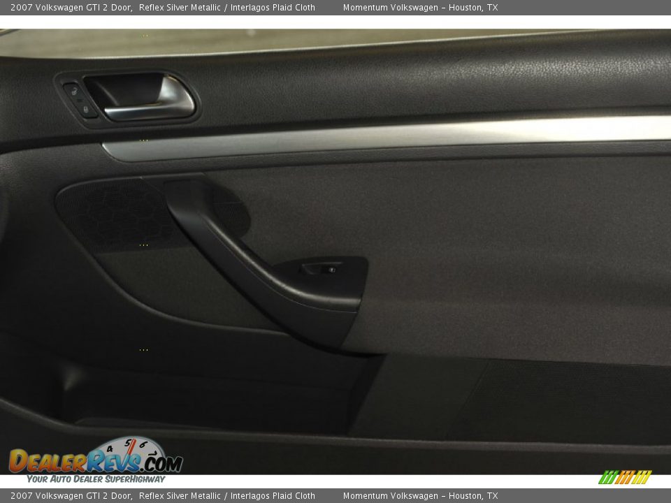 2007 Volkswagen GTI 2 Door Reflex Silver Metallic / Interlagos Plaid Cloth Photo #35