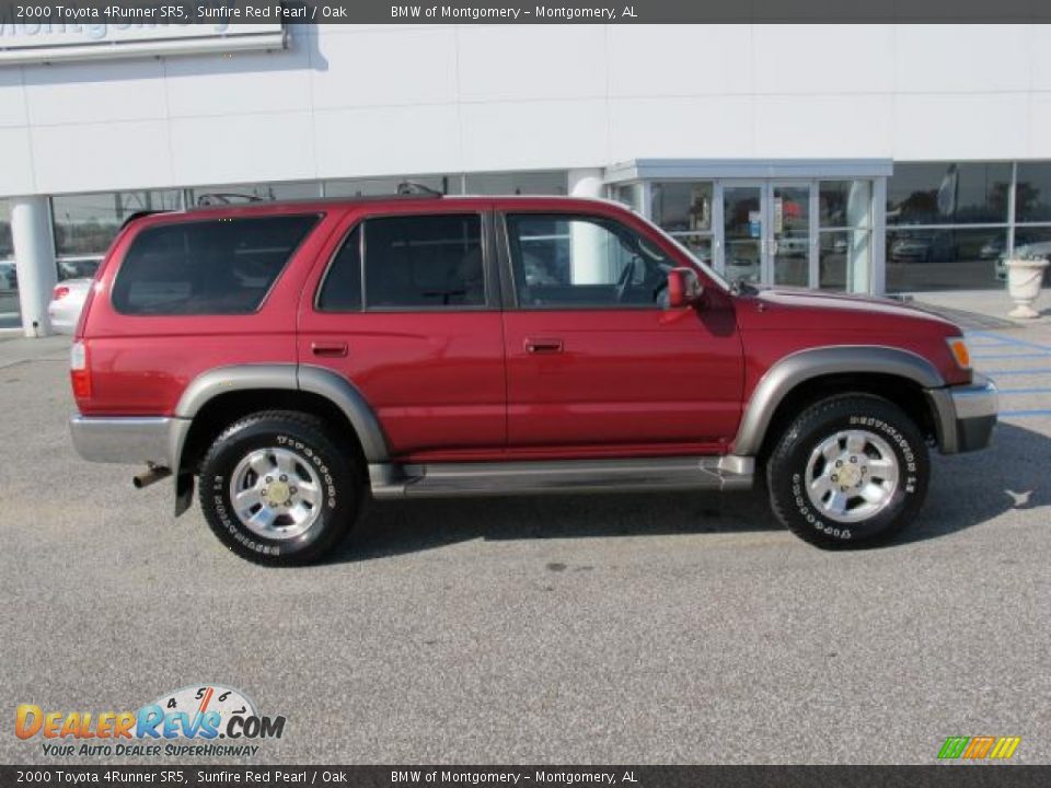 2000 Toyota 4Runner SR5 Sunfire Red Pearl / Oak Photo #2