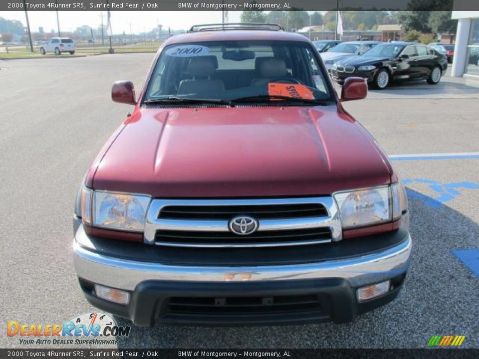 2000 Toyota 4Runner SR5 Sunfire Red Pearl / Oak Photo #10