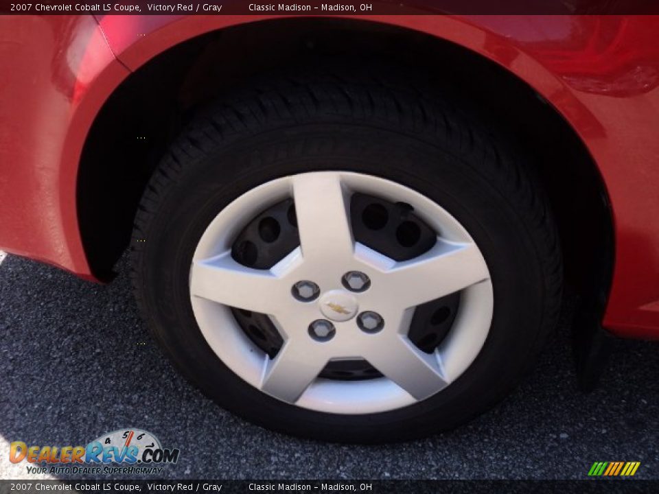 2007 Chevrolet Cobalt LS Coupe Victory Red / Gray Photo #2