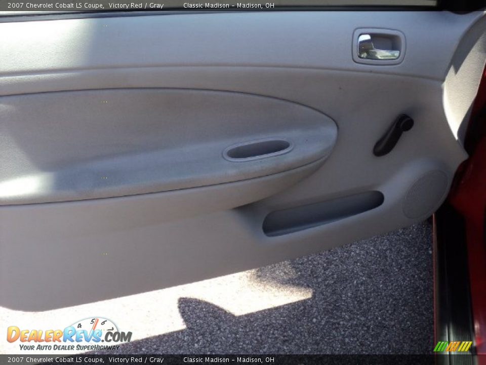 2007 Chevrolet Cobalt LS Coupe Victory Red / Gray Photo #3