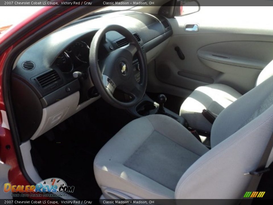 2007 Chevrolet Cobalt LS Coupe Victory Red / Gray Photo #4