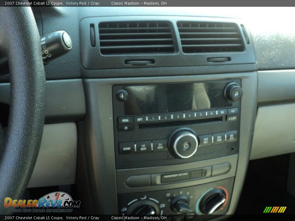 2007 Chevrolet Cobalt LS Coupe Victory Red / Gray Photo #6