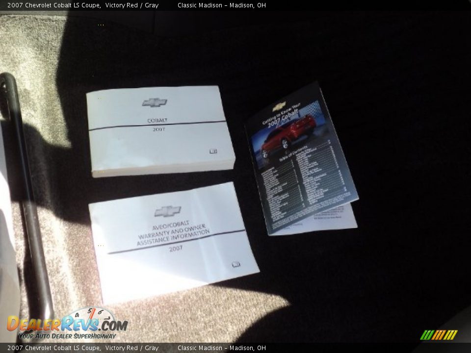 2007 Chevrolet Cobalt LS Coupe Victory Red / Gray Photo #11