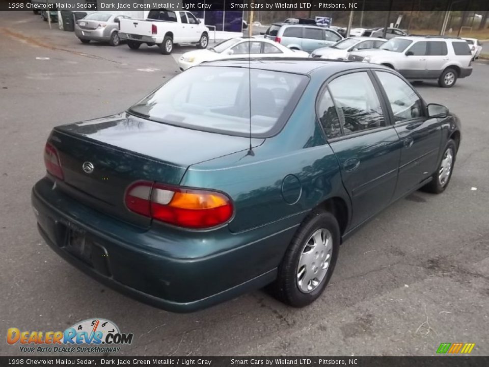 1998 Chevrolet Malibu Sedan Dark Jade Green Metallic / Light Gray Photo #4