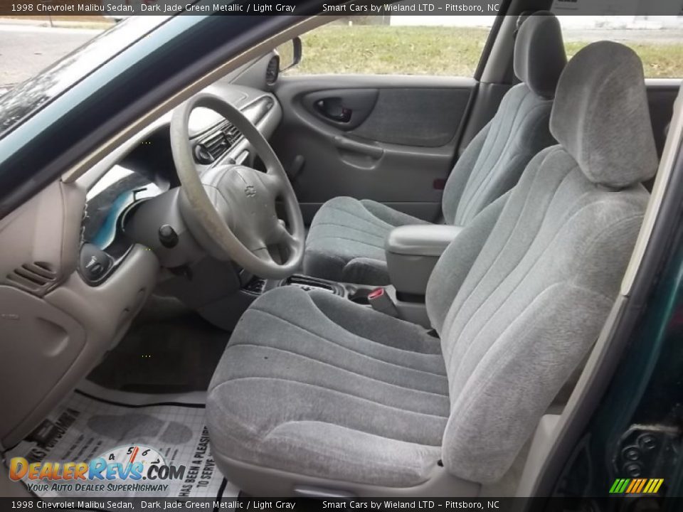 1998 Chevrolet Malibu Sedan Dark Jade Green Metallic / Light Gray Photo #16