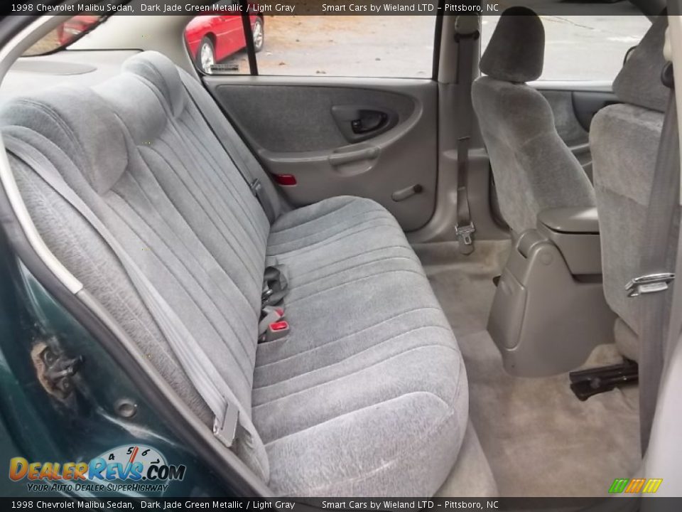 1998 Chevrolet Malibu Sedan Dark Jade Green Metallic / Light Gray Photo #19