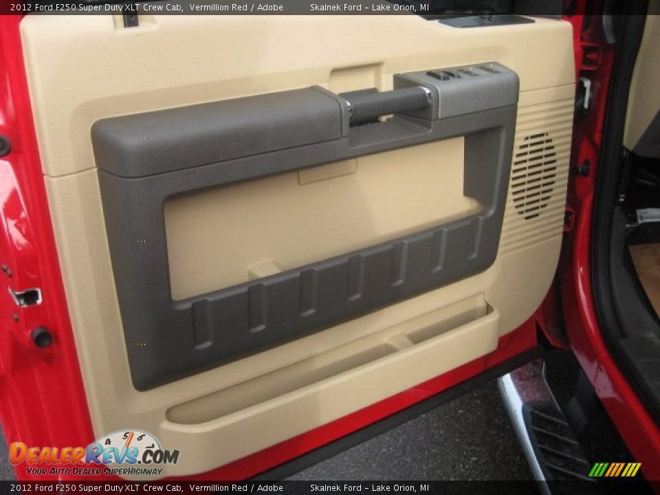 Door Panel of 2012 Ford F250 Super Duty XLT Crew Cab Photo #10