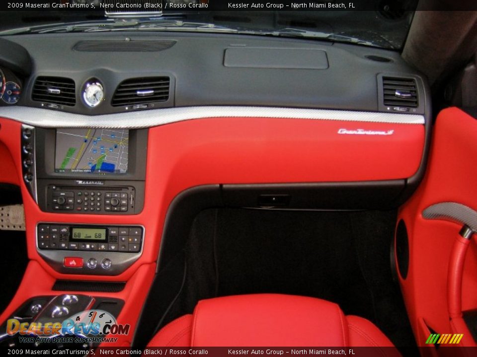 Dashboard of 2009 Maserati GranTurismo S Photo #20