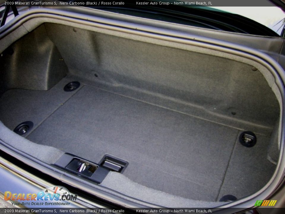 2009 Maserati GranTurismo S Trunk Photo #35