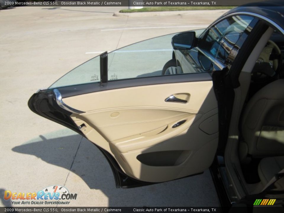 2009 Mercedes-Benz CLS 550 Obsidian Black Metallic / Cashmere Photo #18