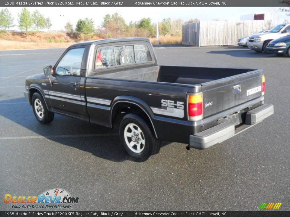 1988 Mazda B-Series Truck B2200 SE5 Regular Cab Black / Gray Photo #2
