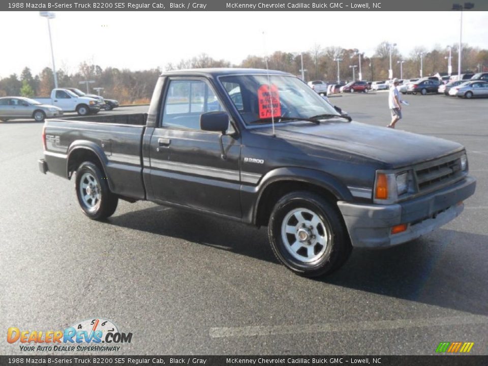 1988 Mazda B-Series Truck B2200 SE5 Regular Cab Black / Gray Photo #6