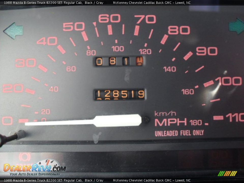 1988 Mazda B-Series Truck B2200 SE5 Regular Cab Black / Gray Photo #9
