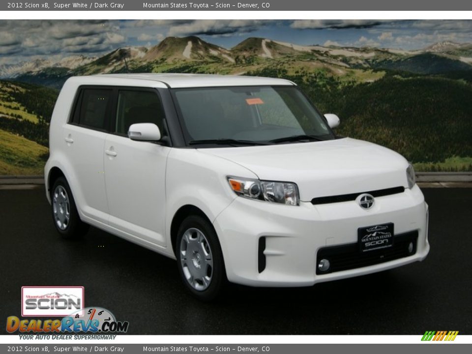 2012 Scion xB Super White / Dark Gray Photo #1