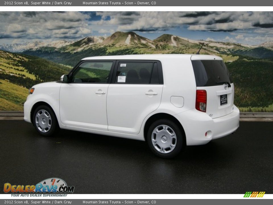 2012 Scion xB Super White / Dark Gray Photo #3