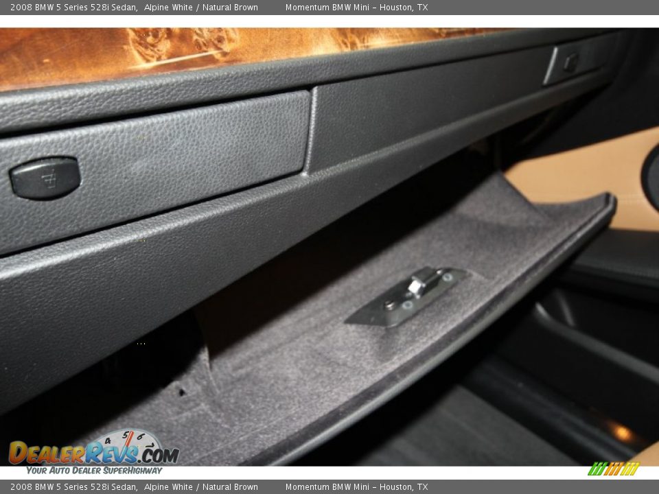 2008 BMW 5 Series 528i Sedan Alpine White / Natural Brown Photo #22