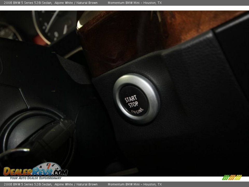 2008 BMW 5 Series 528i Sedan Alpine White / Natural Brown Photo #30