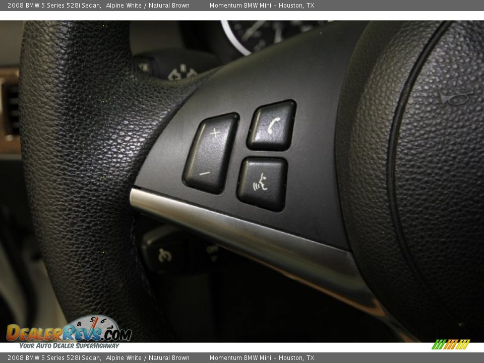2008 BMW 5 Series 528i Sedan Alpine White / Natural Brown Photo #32
