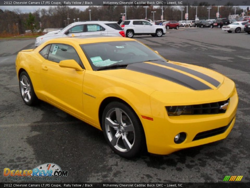 Front 3/4 View of 2012 Chevrolet Camaro LT/RS Coupe Photo #5