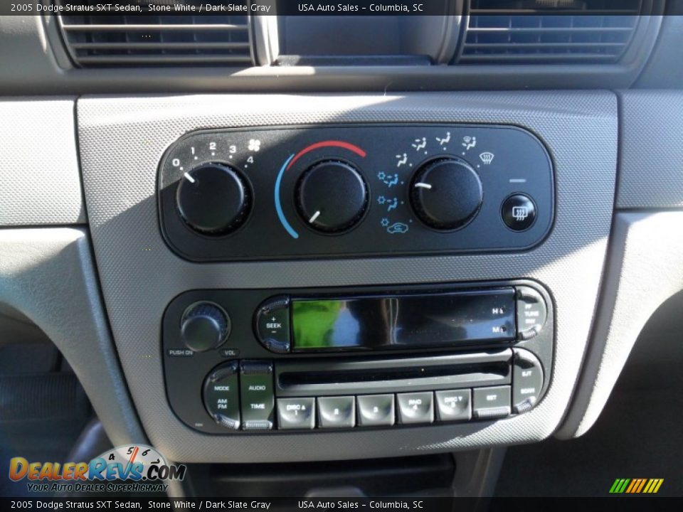 2005 Dodge Stratus SXT Sedan Stone White / Dark Slate Gray Photo #17