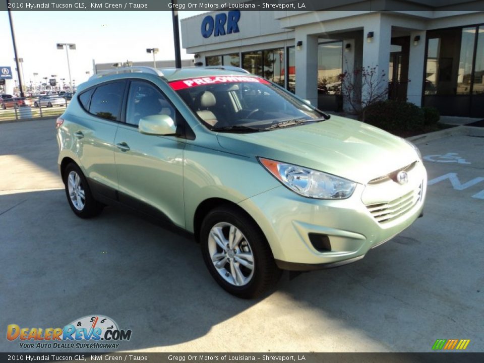 2010 Hyundai Tucson GLS Kiwi Green / Taupe Photo #2