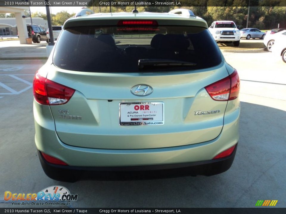2010 Hyundai Tucson GLS Kiwi Green / Taupe Photo #8