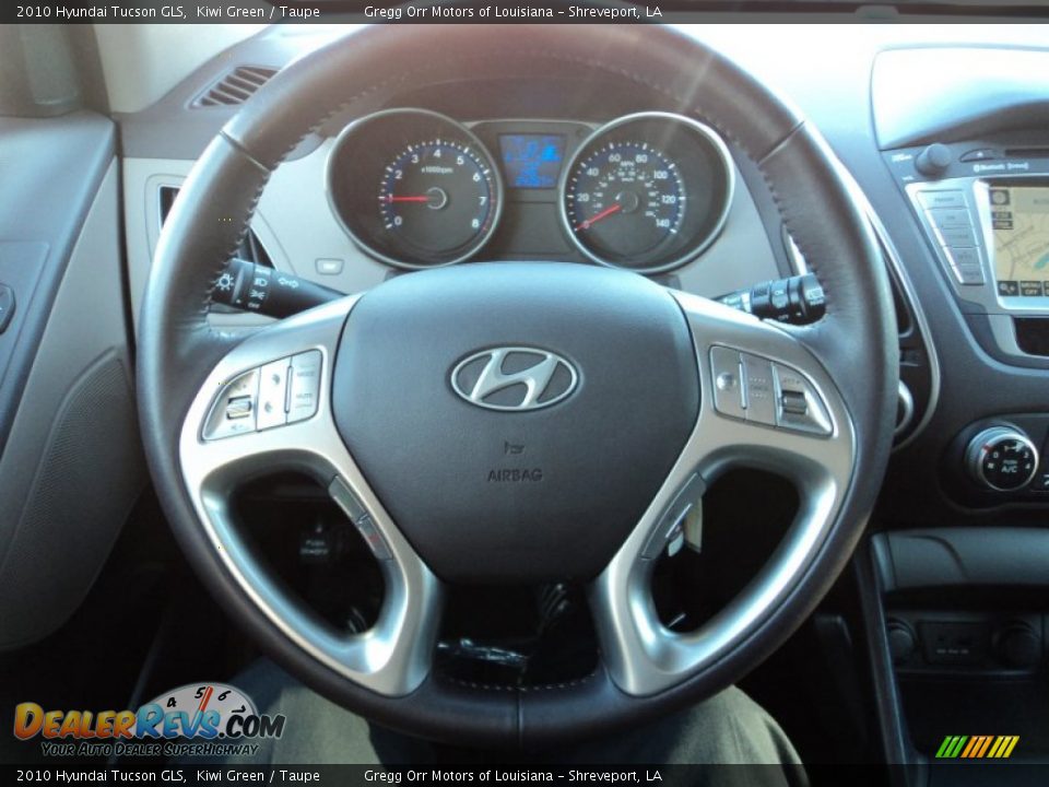 2010 Hyundai Tucson GLS Kiwi Green / Taupe Photo #13