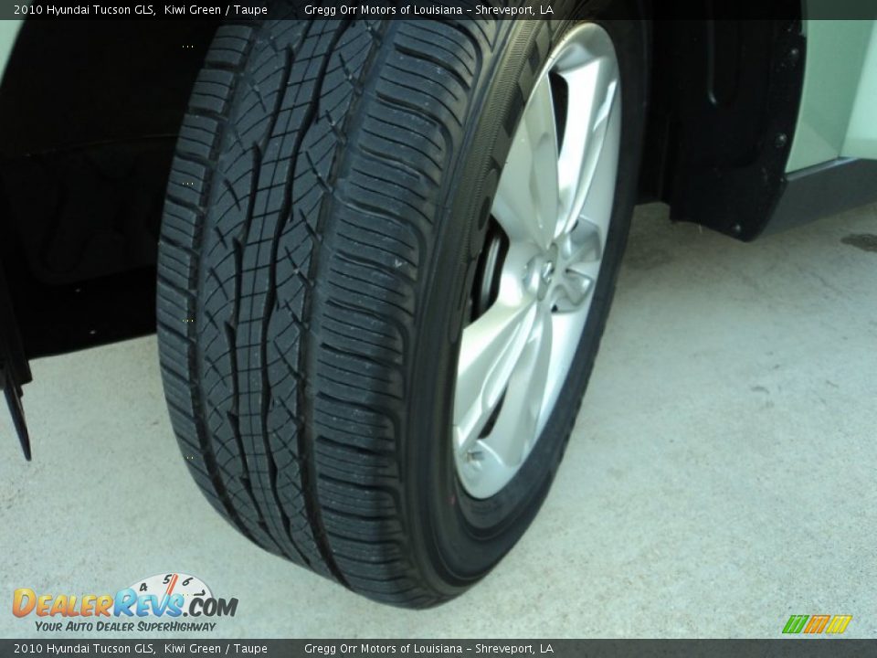 2010 Hyundai Tucson GLS Kiwi Green / Taupe Photo #22