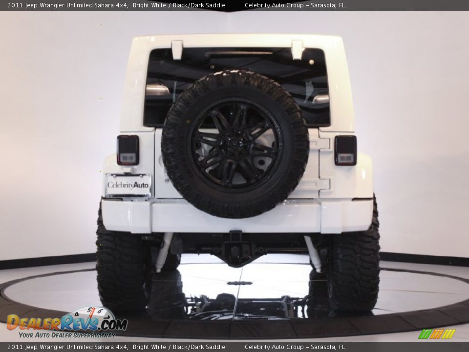 2011 Jeep Wrangler Unlimited Sahara 4x4 Bright White / Black/Dark Saddle Photo #6