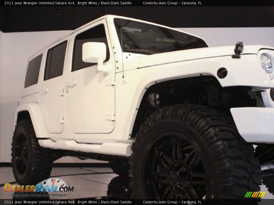 2011 Jeep Wrangler Unlimited Sahara 4x4 Bright White / Black/Dark Saddle Photo #19