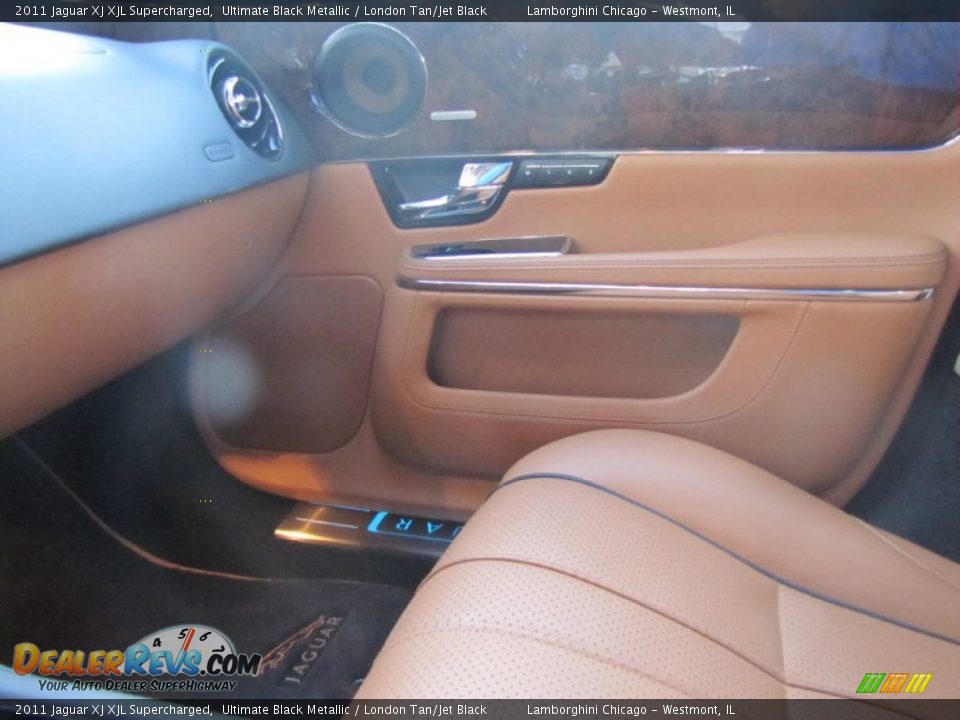 2011 Jaguar XJ XJL Supercharged Ultimate Black Metallic / London Tan/Jet Black Photo #35
