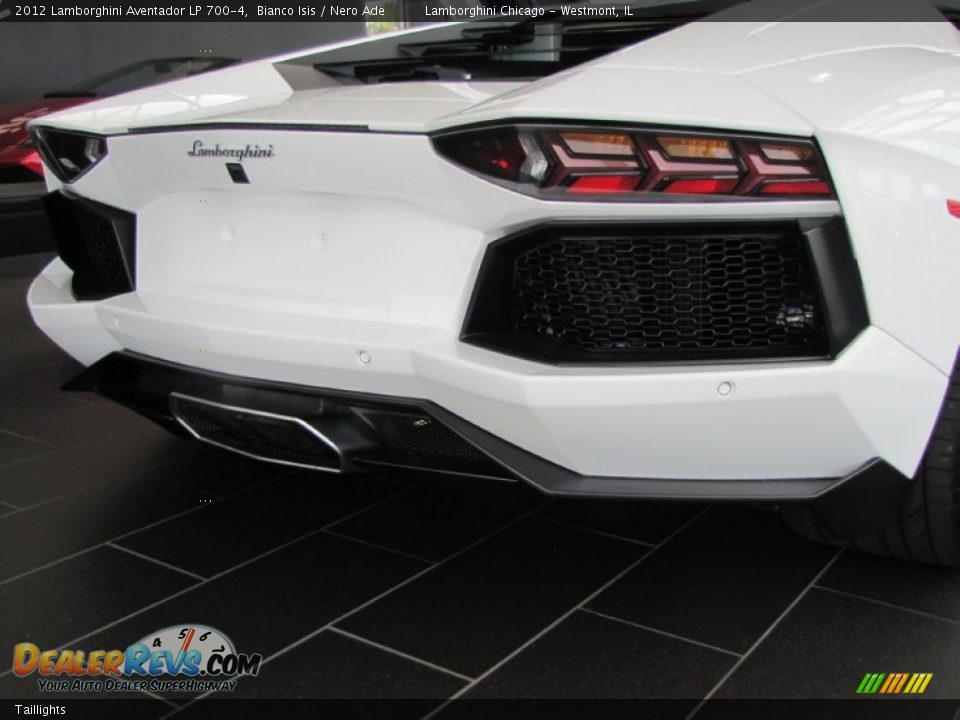 Taillights - 2012 Lamborghini Aventador